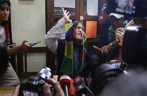 La “Dama de Hierro de Manipur” abandona la huelga, pero no la lucha